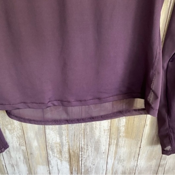 Victoria’s Sport Purple Mesh Back Long Sleeve With Thumb Holes - Picture 3 of 6